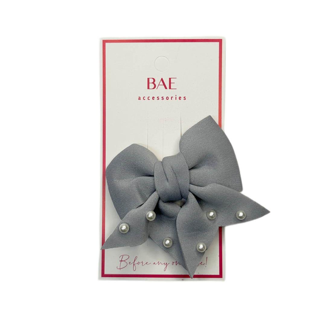 Pearl Knit Hair Bow Clip