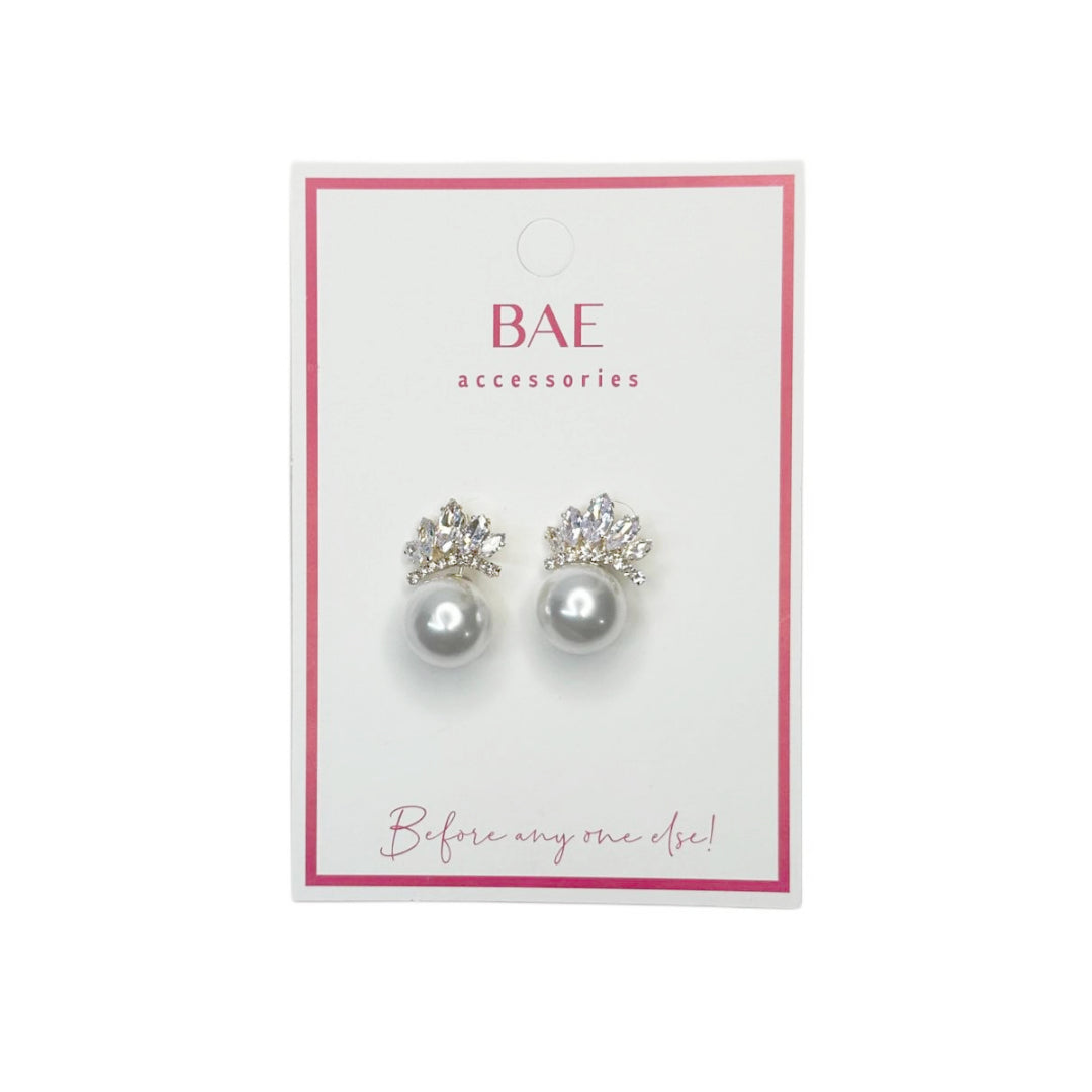Pearl Dangle Earrings