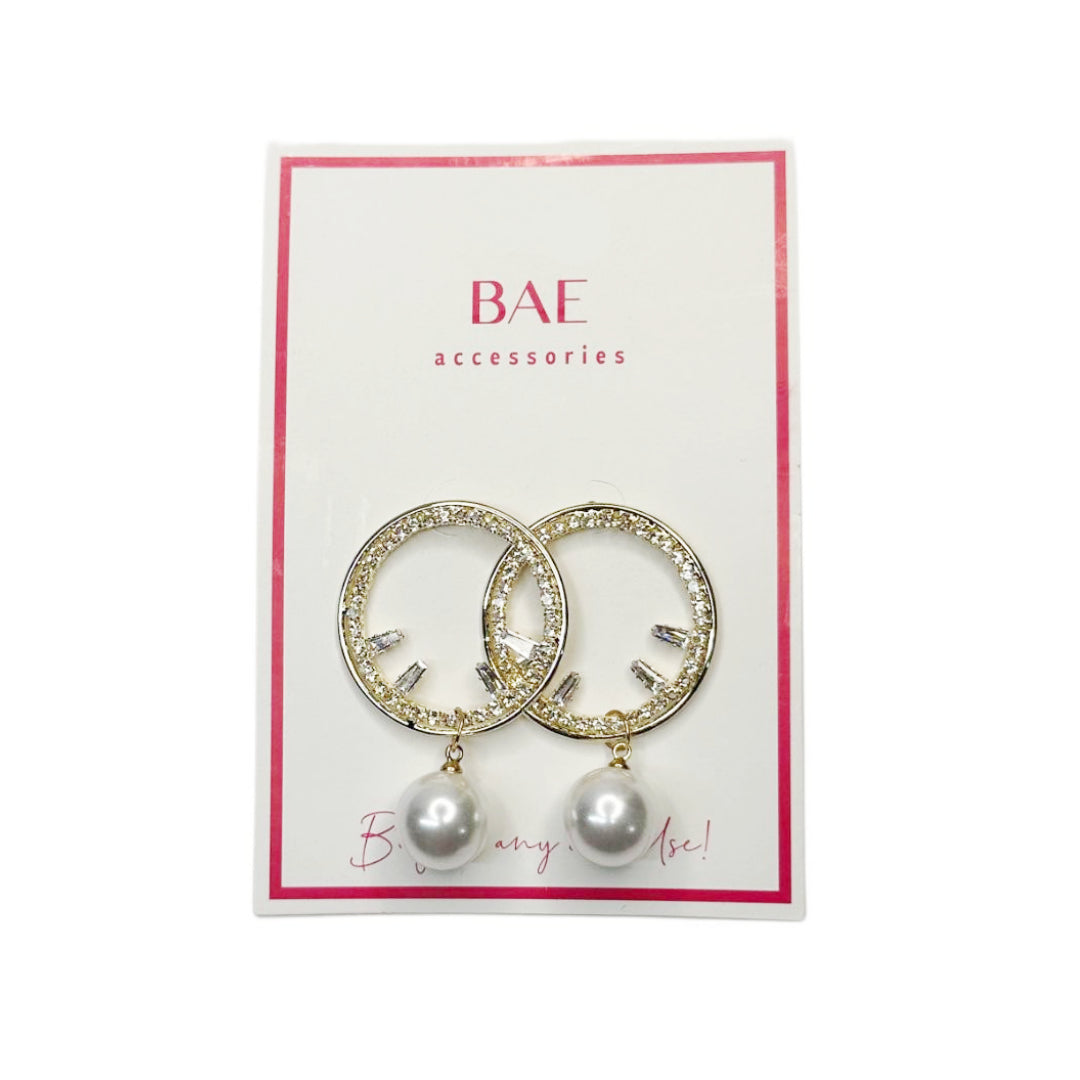 Maxi Pearl Round Earrings