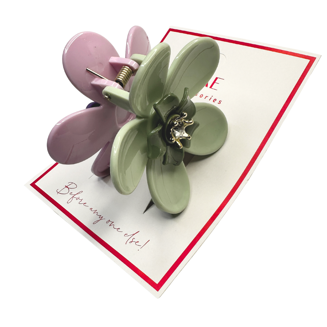 Pearl Flower Hair Claw